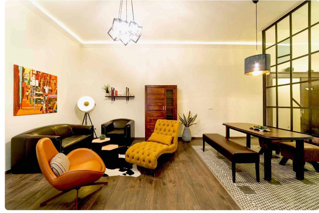 The Best Mondain Apartment Budapest Budapeste Exterior foto