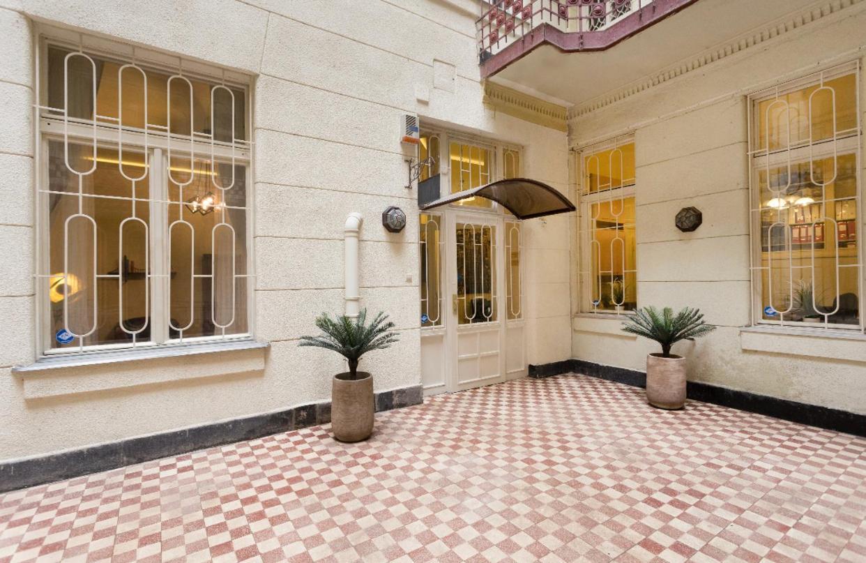 The Best Mondain Apartment Budapest Budapeste Exterior foto